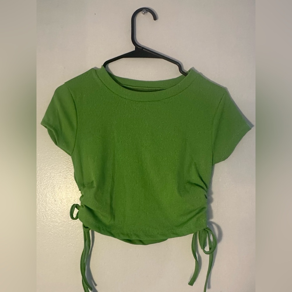 Green crop top